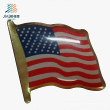 Chine Promotionnel Cadeau Impression Personnalisé USA Drapeau Pin Badge en Métal Artisanat